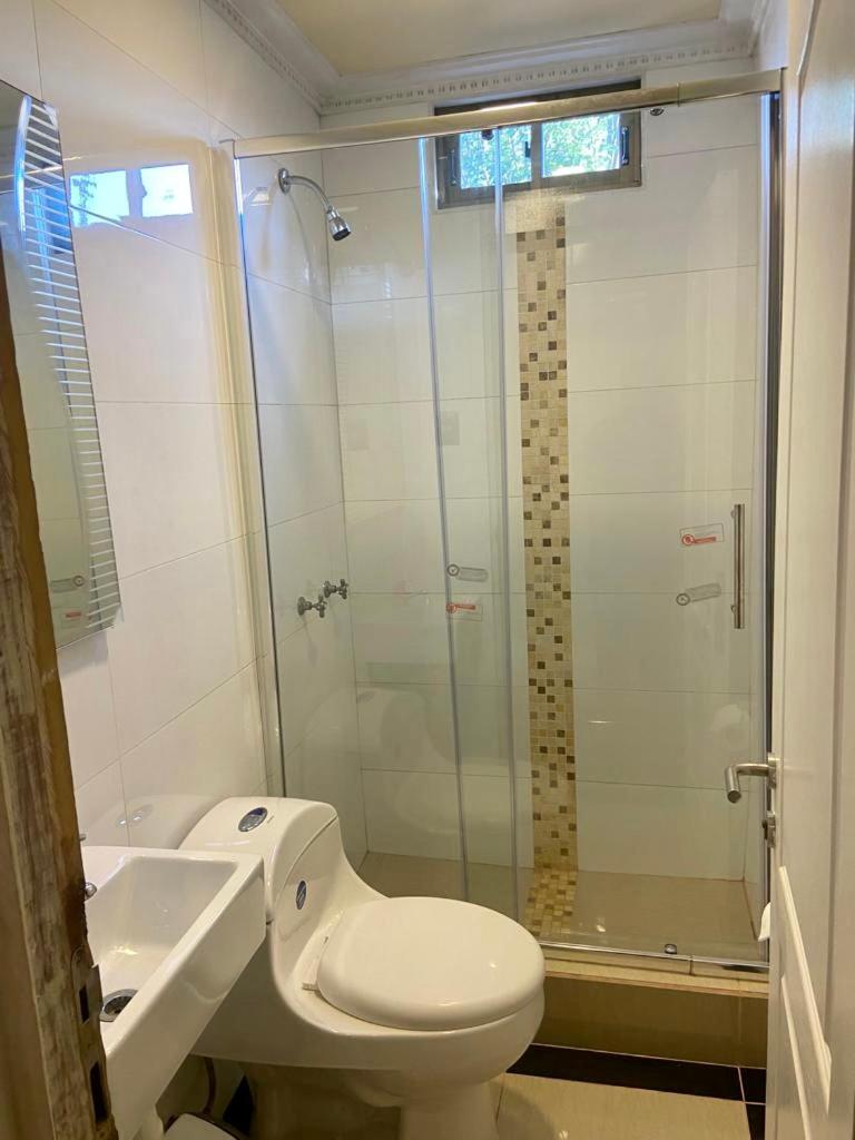 Hostal Ah Rent Quintero